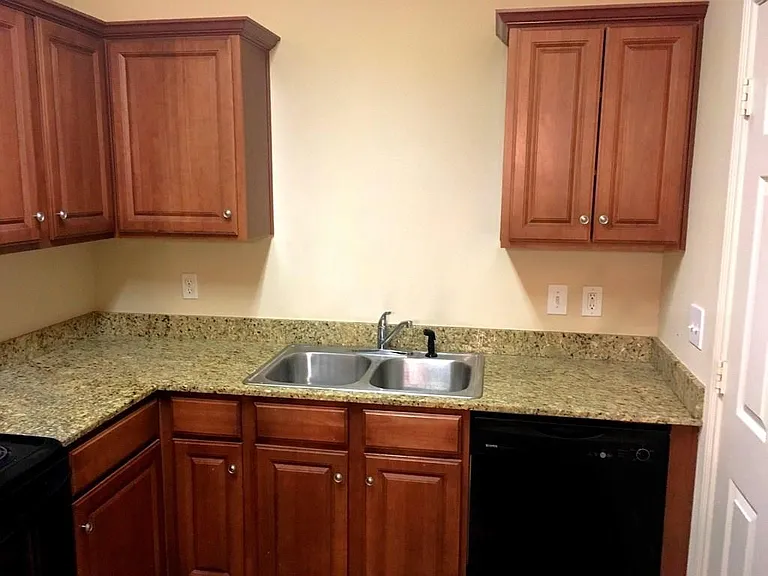 101 S Alabama St #13 — Photo 4