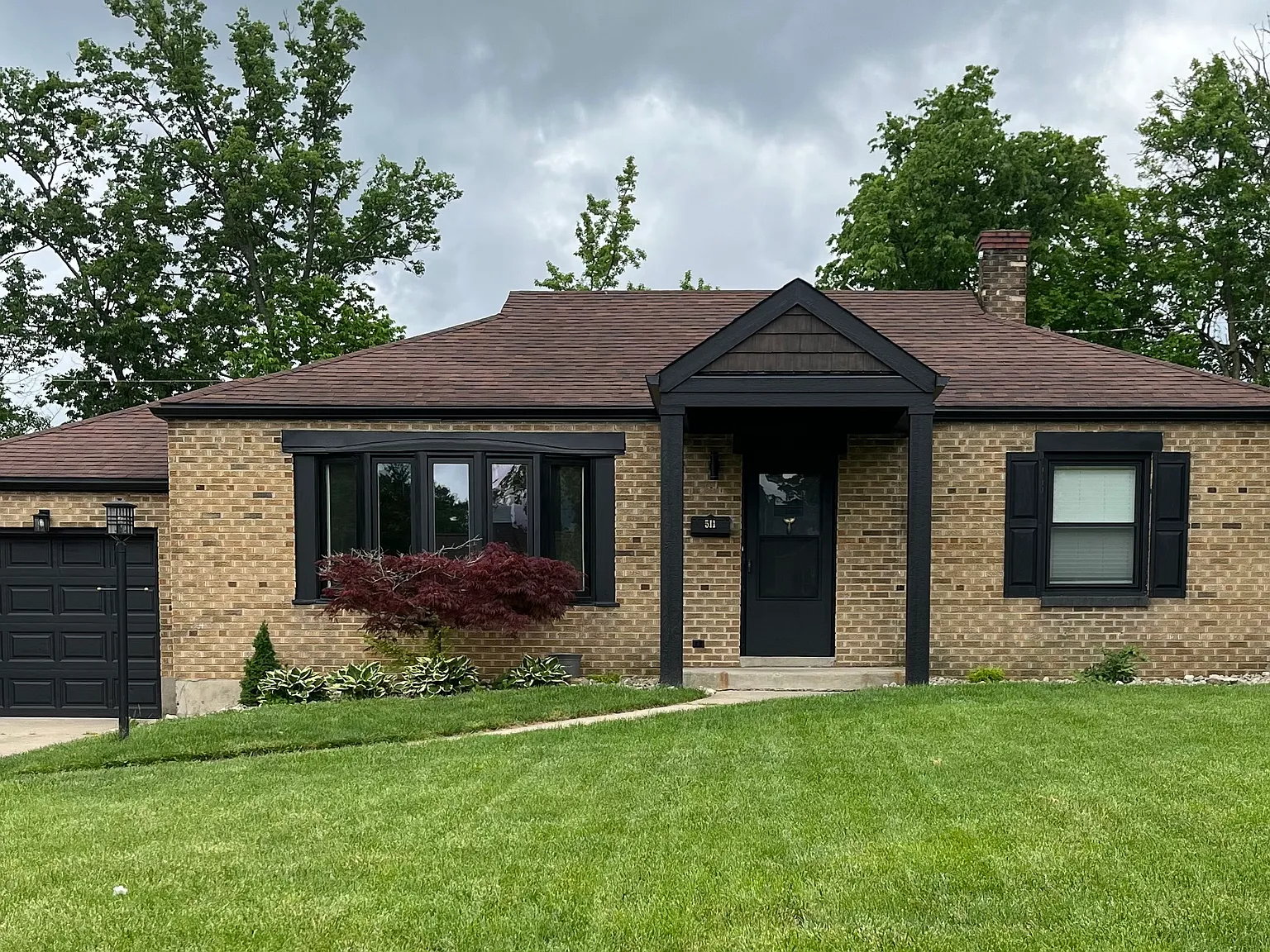3 bed, 1.5 bath, 1500 sqft, $2,000 — Photo 1