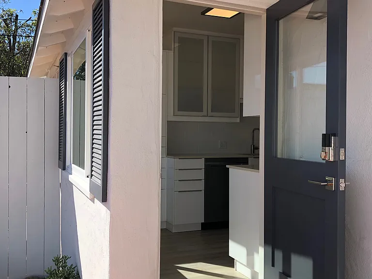 Olive Mill Rd — Photo 11