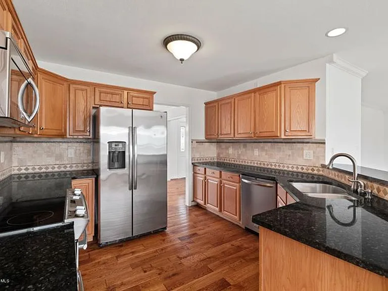 147 Harvest Moon Dr — Photo 11