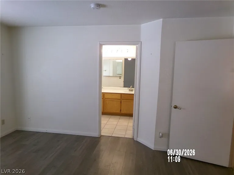 809 Long Branch Dr — Photo 19