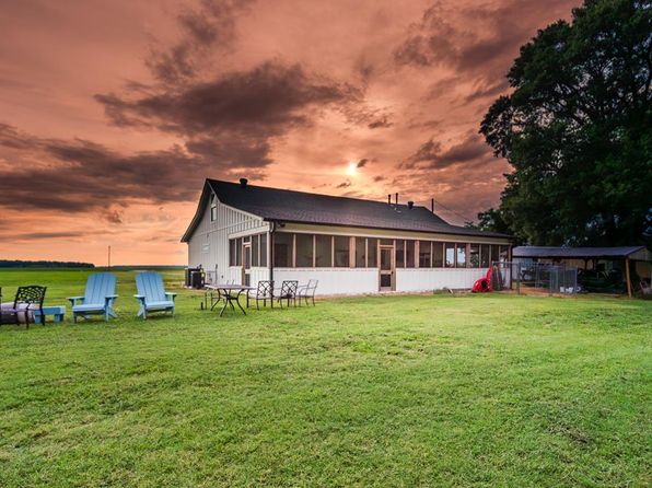 10437 Horseshoe Cir, Hughes, AR 72348