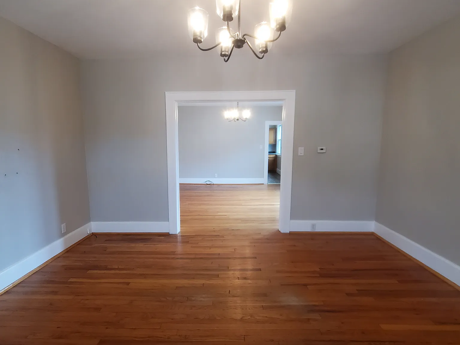 2 bed, 1200 sqft, $1,300 — Photo 2