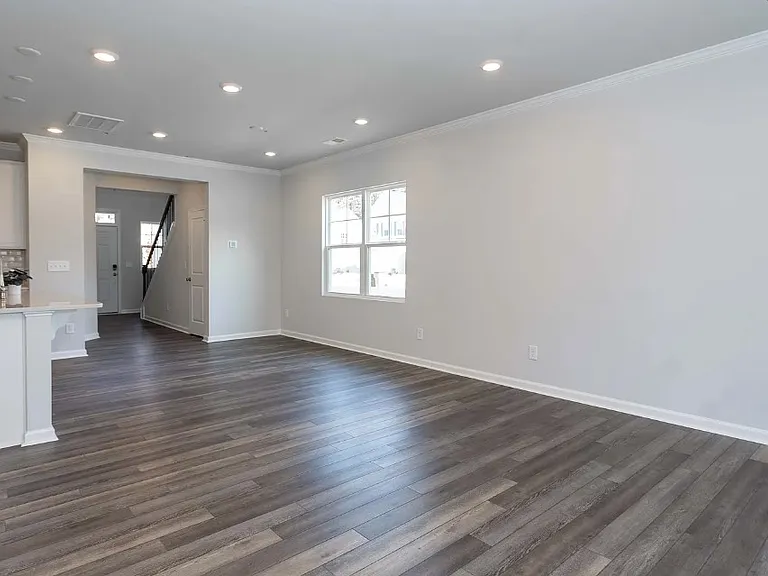 2244 Cape May Ln — Photo 17