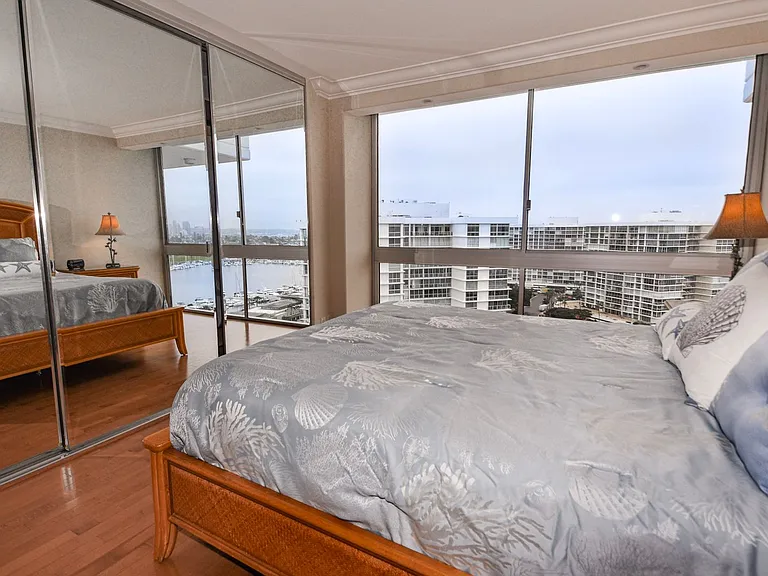 1810 Avenida Del Mundo #1607 — Photo 10