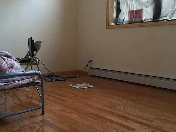 3rd image of 161 Wilson Ave #1