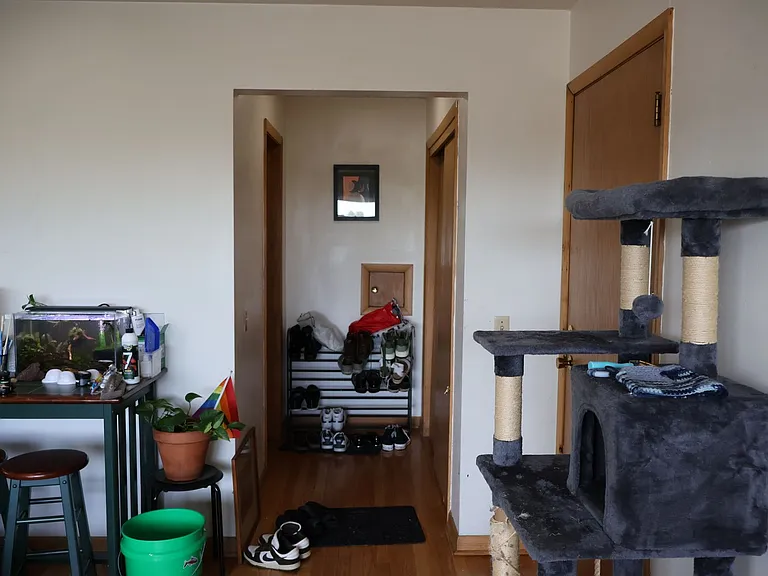 921 South Brooks Street — Photo 2