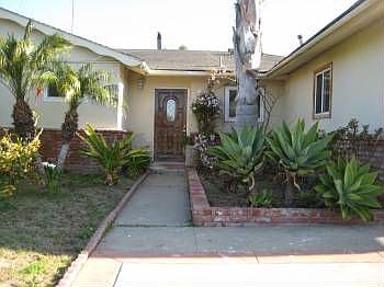 1st image of 3902 Las Cruces Ave