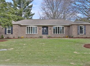 502 Leicester Cir, Hurstbourne, KY 40222