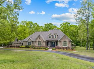 142 Autumn Ln, Rainsville, AL 35986
