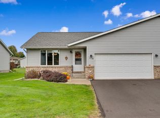 917 Northern Sands Pl, Onalaska, WI 54650