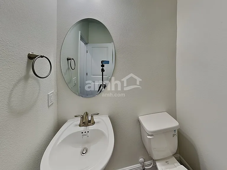 2812 Ponds Trl — Photo 11