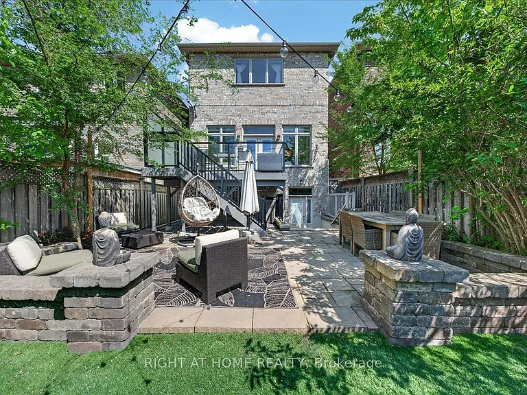 91B Evans Ave — Photo 31