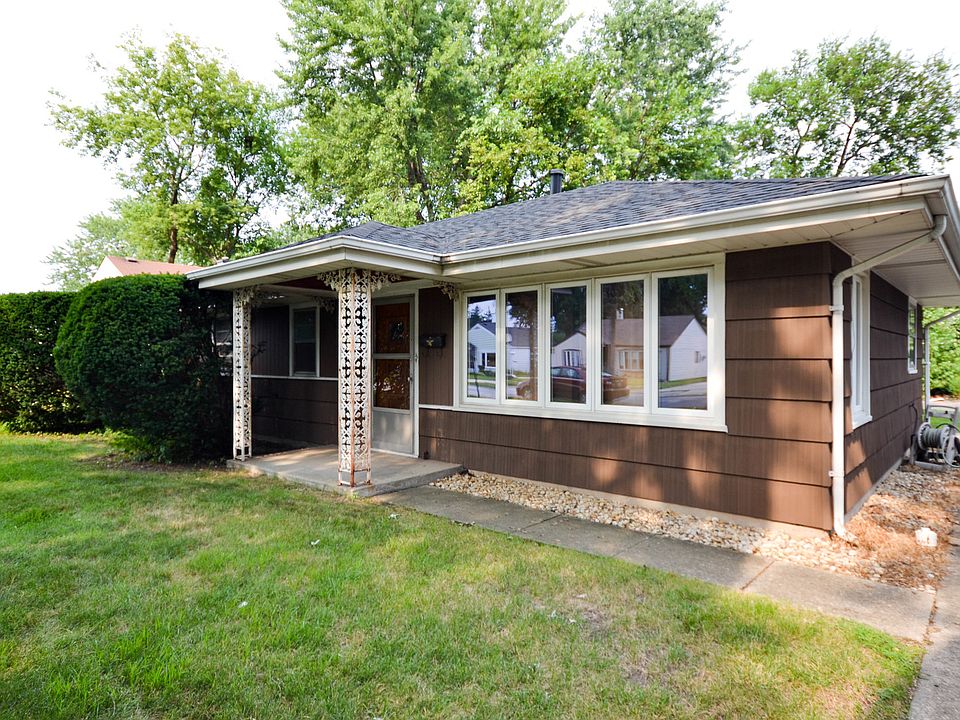 1st image of 9333 S 49th Ct