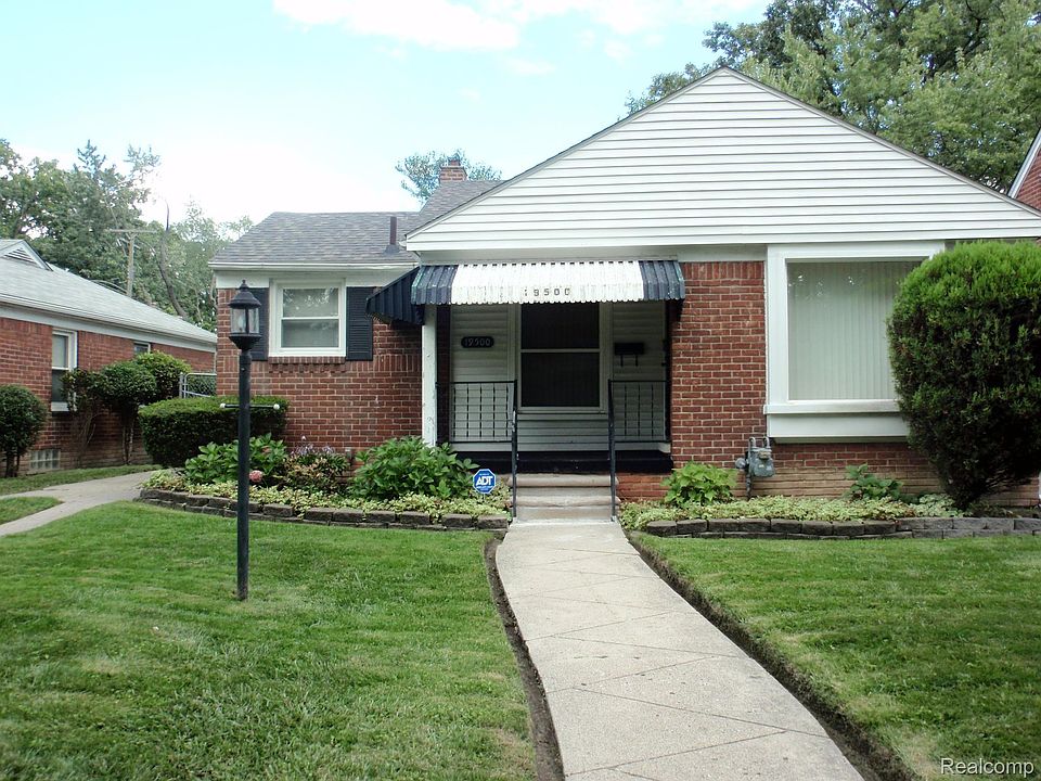1st image of 19500 Sussex St