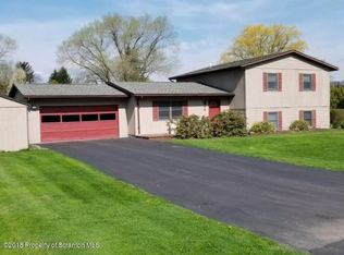 6 Eastwoods Rd, Tunkhannock, PA 18657