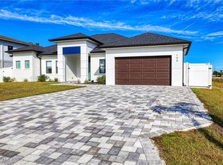 109 NE 8th Ter, Cape Coral, FL 33909
