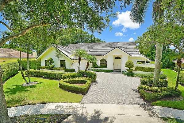 Home For Sale In Broken Sound Country Club