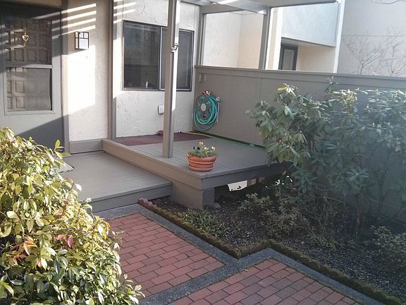 2nd image of 6542 Park Point Way NE Unit B-204