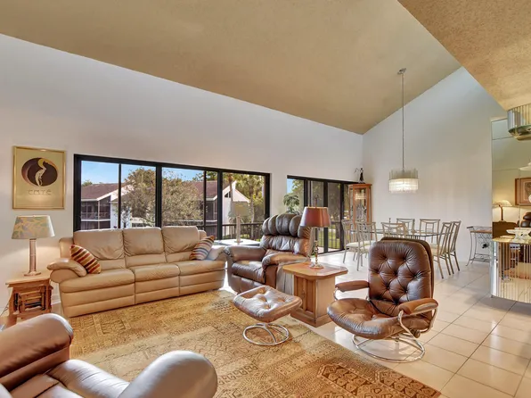 6812 Willow Wood Drive #804, Boca Raton, FL 33434