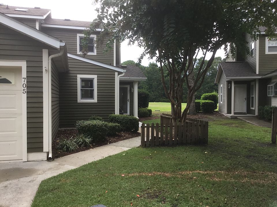 1st image of 705 Cedarwood Vlg #705A
