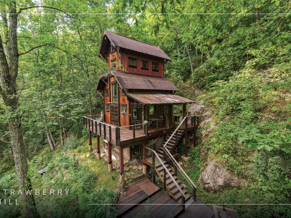 347 Strawberry Hill Road, Cullowhee, NC 28723