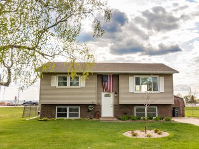 N5861 North Ct, Onalaska, WI, 54650