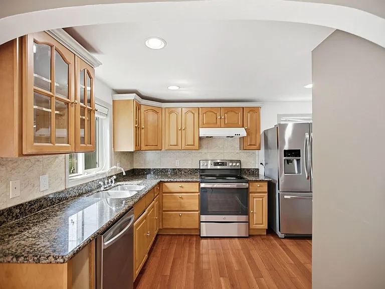 1742 S Shelton St — Photo 10