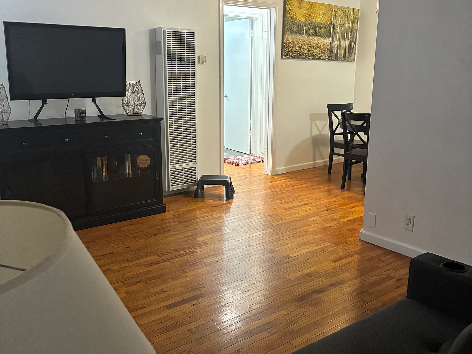 1 bed, 900 sqft, $1,945 — Photo 3