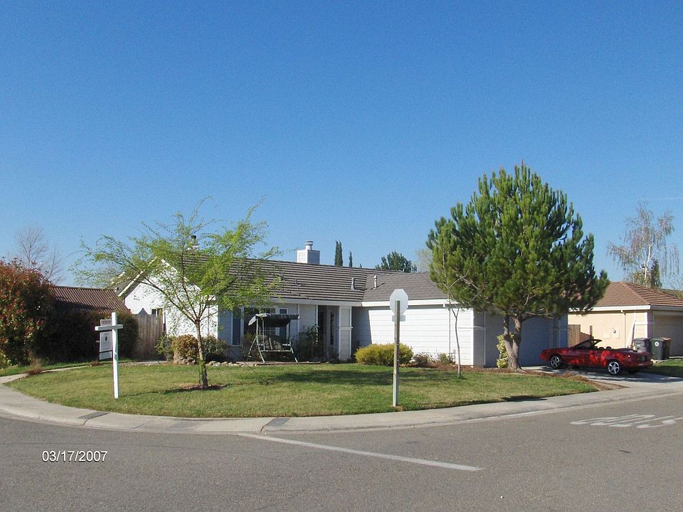 Corner Lot