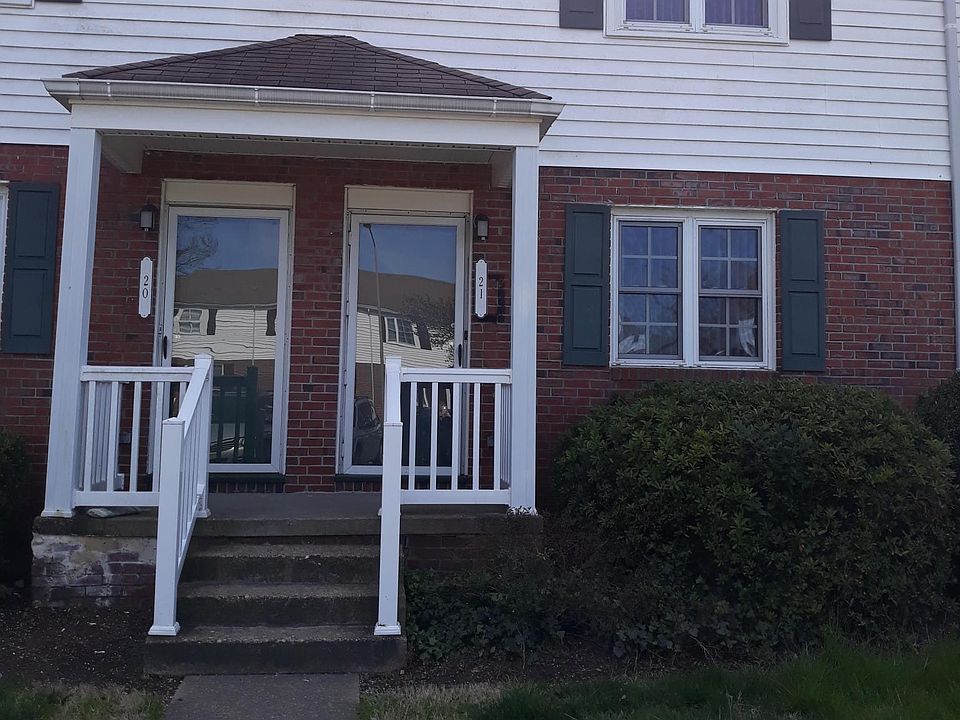 1st image of 21 Sandra Ln