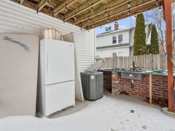 240 Hauser St, Waterbury, CT 06704