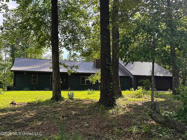 21 County Road 187 — Photo 3