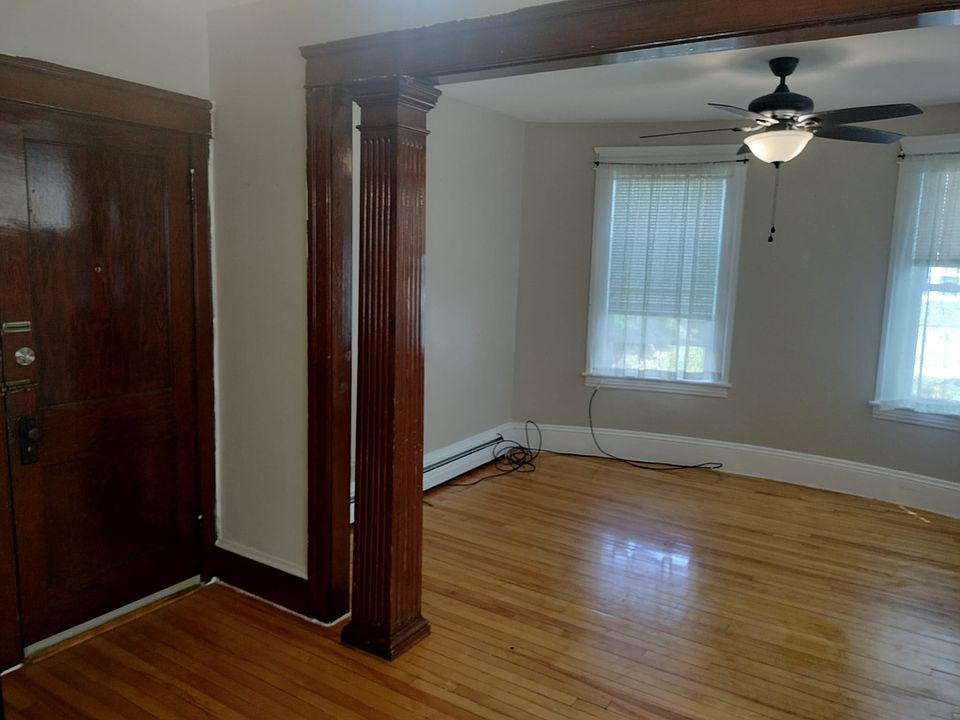 1st image of 114 Sterling St #2B