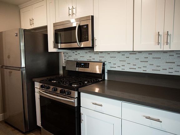 5th image of 165 N Michigan Ave #301