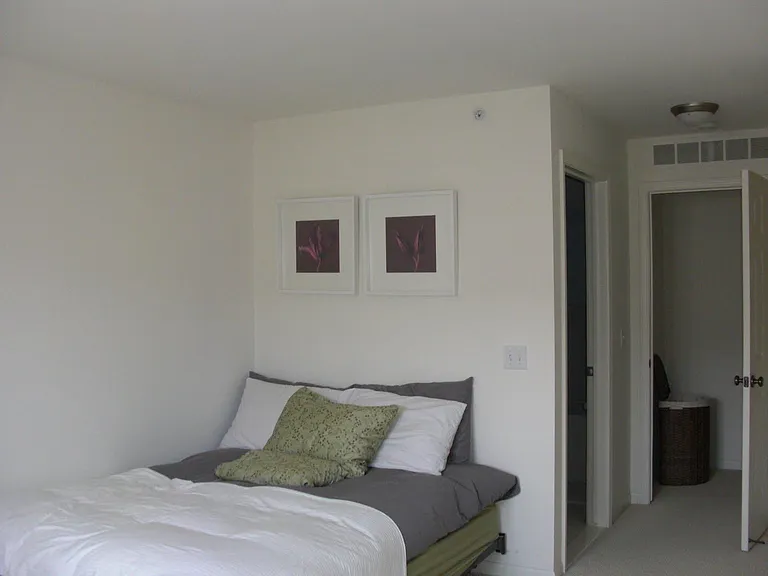 3218 Camden Dr — Photo 23