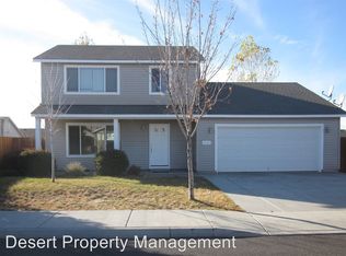 2929 NW 9th Ln, Redmond, OR 97756