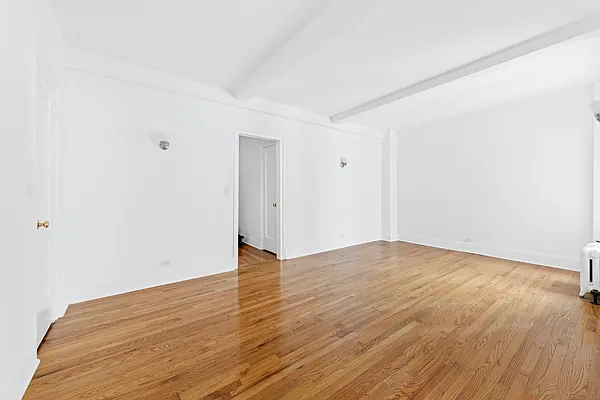 Rented by Compass | media 8