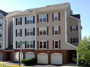259 S Pickett St #8, Alexandria, VA 22304