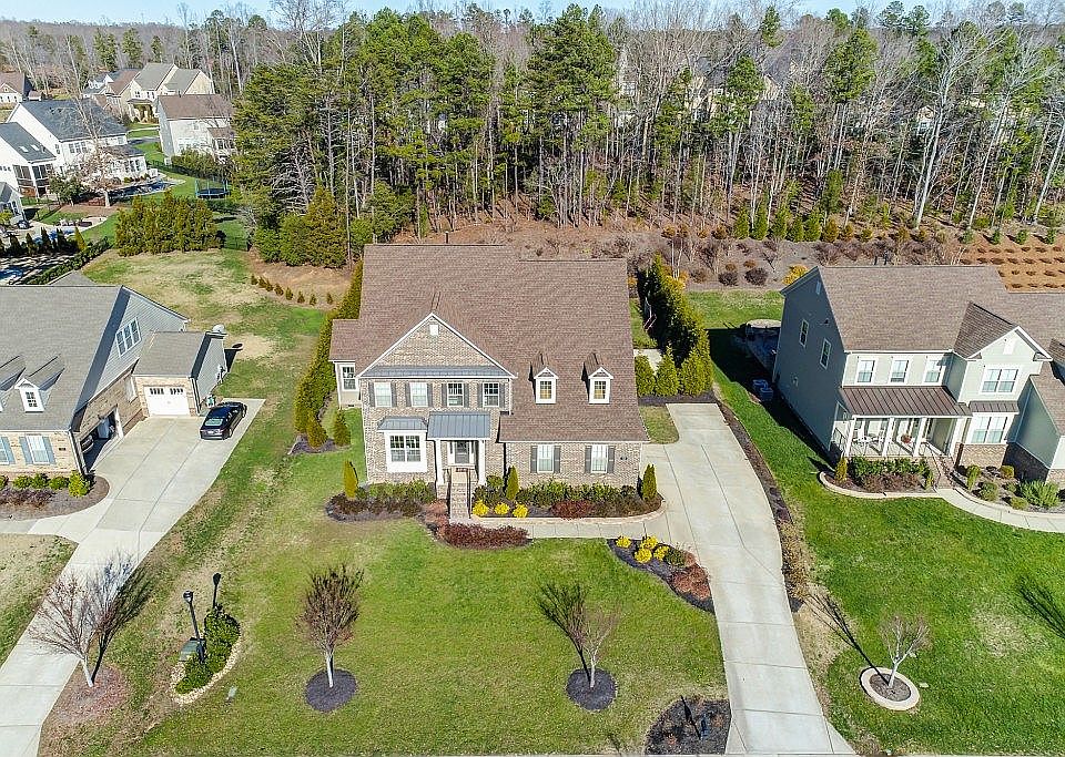 1st image of 725 Pela Vista Ct