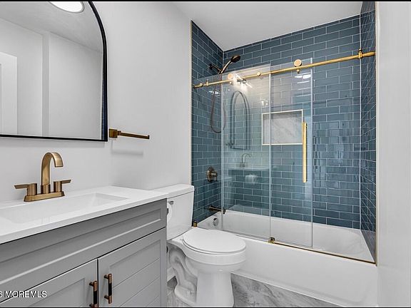 5th image of 214 Raritan Street