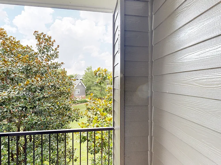 Colonnade — Photo 90