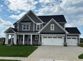 135 Wagon Hitch Rd, Knoxville, TN 37934