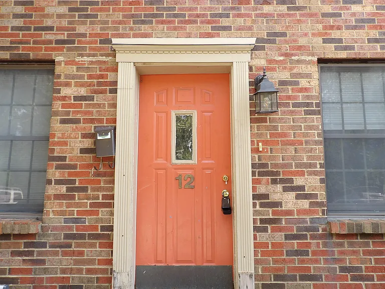 244 Meadowview Dr #12 — Photo 9