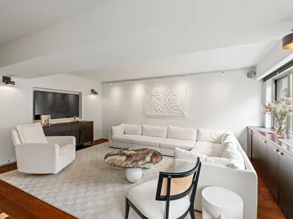 40 East 78th Street image 4 of 18