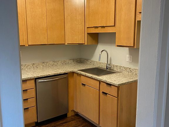 2nd image of 4520 N Hamilton Ave #1