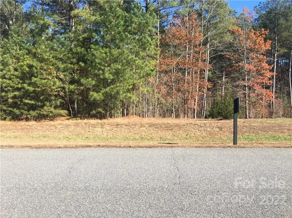 209 Riverwalk Dr, Connelly Springs, NC 28612