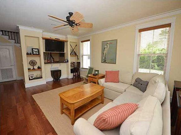 2nd image of 141 Laughing Gull Ln #L
