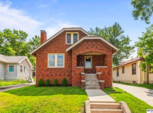 6039 S 39th St, Omaha, NE 68107