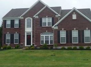 1729 Cedar Trace Dr, Lebanon, OH 45036